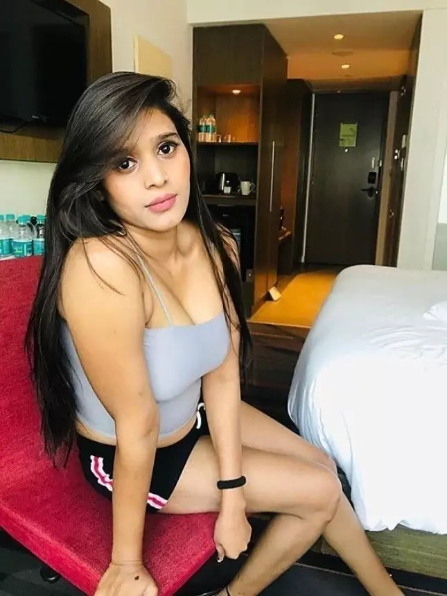 कॉल गर्ल्स सर्विस कुक टाउन